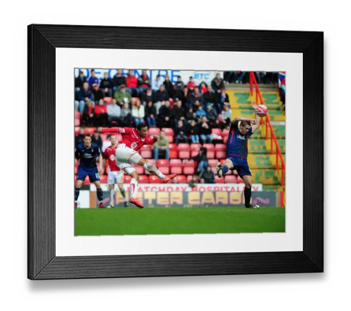 Framed Print : Nicky Maynard's Shot: Bristol City vs. Nottingham Forest, Championship Match, April 2010