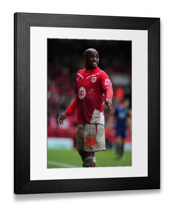Framed Print : Bristol City v Nottingham Forest 030410