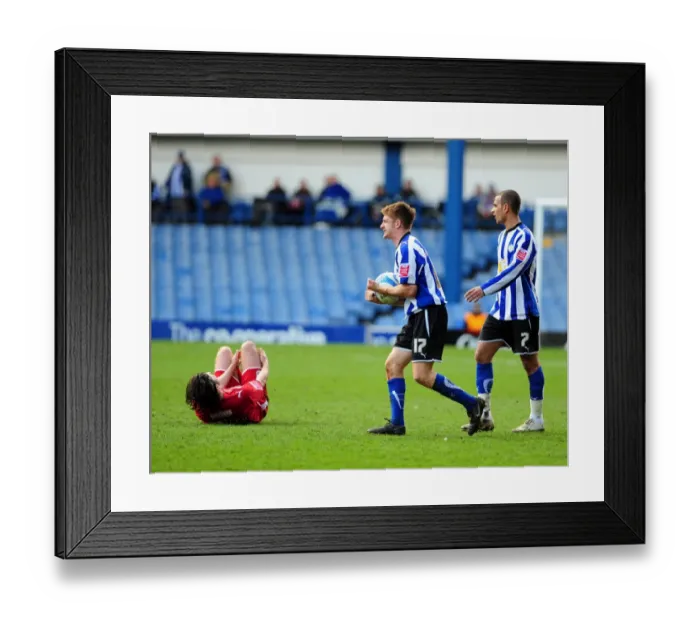 Framed Print : Protesting the Call: O'Connor Contests Ref's Decision in Sheffield Wednesday vs. Bristol City Championship Clash (16th March 2010) Framed Print : Protesting the Call: O'Connor Contests Ref's Decision in Sheffield Wednesday vs. Bristol City Championship Clash (16th March 2010)