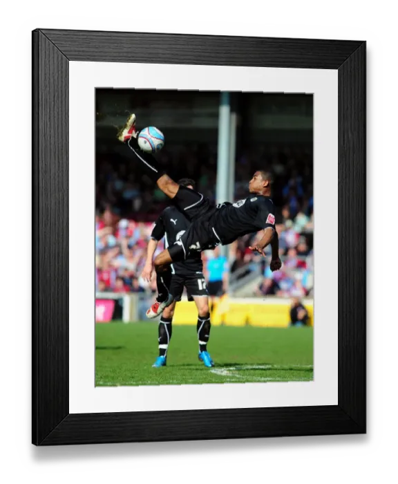 Framed Print : Marvin Elliott's Thrilling Volley: Scunthorpe United vs. Bristol City, Championship 2010 Framed Print : Marvin Elliott's Thrilling Volley: Scunthorpe United vs. Bristol City, Championship 2010