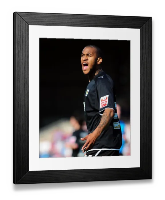 Framed Print : Bristol City's Danny Haynes Displays Frustration During Scunthorpe United Clash, Championship 2010 Framed Print : Bristol City's Danny Haynes Displays Frustration During Scunthorpe United Clash, Championship 2010