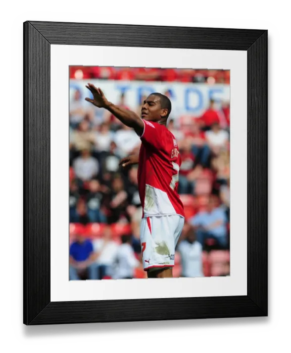 Framed Print : Bristol City vs Derby County: Marvin Elliott at Ashton Gate Stadium, 2010 Championship Match