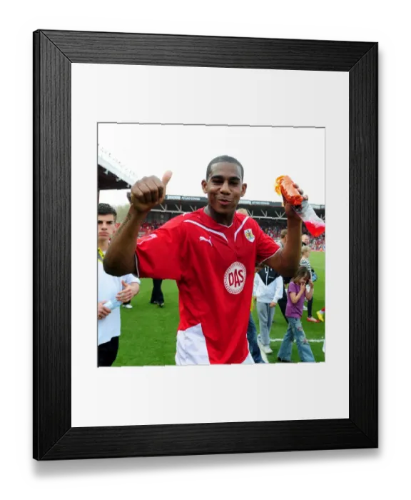 Framed Print : Championship Showdown: Marvin Elliott's Intense Action for Bristol City vs Derby County, April 2010 Framed Print : Championship Showdown: Marvin Elliott's Intense Action for Bristol City vs Derby County, April 2010