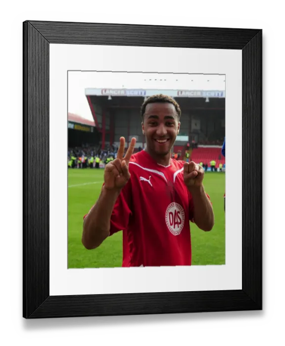 Framed Print : Bristol City's Nicky Maynard Scores His 20th Goal of the Season Against Derby County - Championship Match, April 2010 Framed Print : Bristol City's Nicky Maynard Scores His 20th Goal of the Season Against Derby County - Championship Match, April 2010
