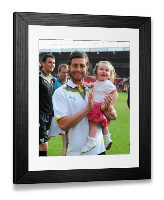 Framed Print : Bristol City vs Derby County: Jamie McAllister in Championship Action at Ashton Gate Stadium (April 2010)