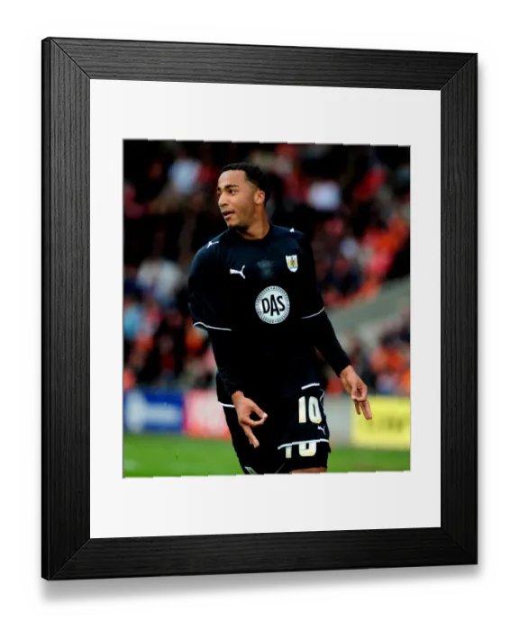 Framed Print : Thrilling Nicky Maynard Goal Celebration: Championship Showdown - Blackpool vs. Bristol City (2010)