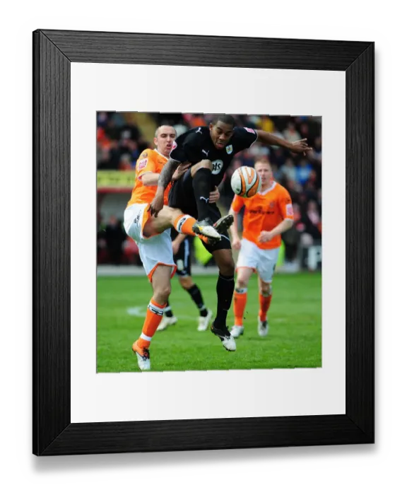 Framed Print : Battling for Championship Supremacy: Marvin Elliott vs. Gary Taylor-Fletcher, Blackpool vs. Bristol City (2010) Framed Print : Battling for Championship Supremacy: Marvin Elliott vs. Gary Taylor-Fletcher, Blackpool vs. Bristol City (2010)