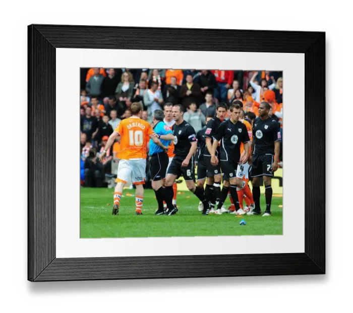 Framed Print : Championship Showdown: Carey vs. Ormerod - Bristol City vs. Blackpool (2010) Framed Print : Championship Showdown: Carey vs. Ormerod - Bristol City vs. Blackpool (2010)