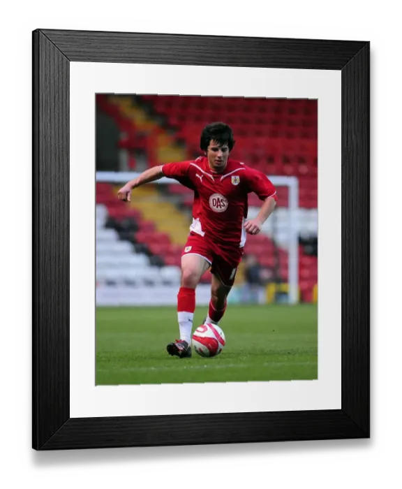 Framed Print : Bristol City vs Gloucester City: Glos Cup Clash, Season 09-10 Framed Print : Bristol City vs Gloucester City: Glos Cup Clash, Season 09-10