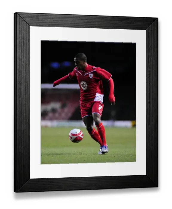 Framed Print : Bristol City FC vs Gloucester City: Glos Cup Clash - Season 09-10 Framed Print : Bristol City FC vs Gloucester City: Glos Cup Clash - Season 09-10