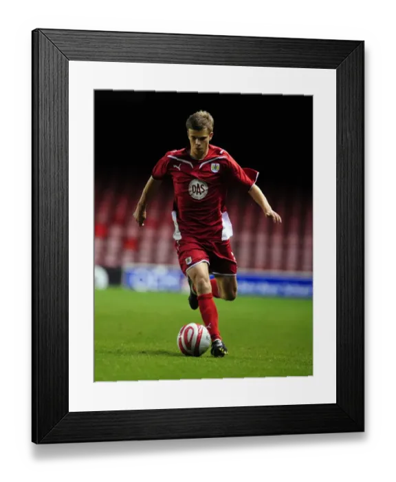 Framed Print : Glos Cup Clash: Bristol City FC vs Gloucester City, Season 09-10 Framed Print : Glos Cup Clash: Bristol City FC vs Gloucester City, Season 09-10