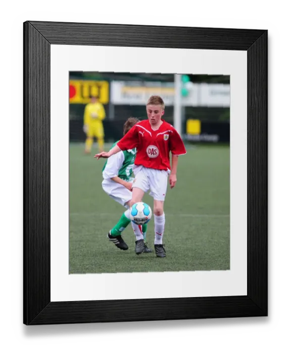 Framed Print : Next Gen Stars Shine: 09-10 Bristol City Academy Tournament with First Team Framed Print : Next Gen Stars Shine: 09-10 Bristol City Academy Tournament with First Team