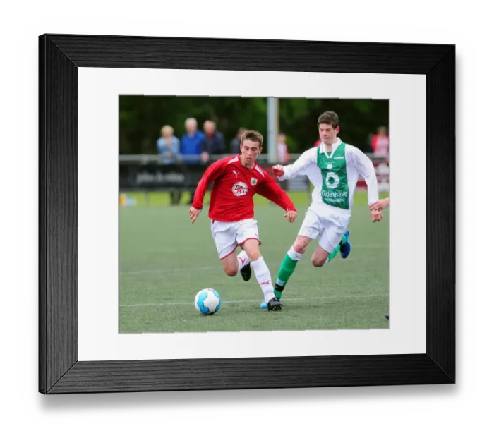 Framed Print : Bristol City First Team: Rising Stars of the 09-10 Academy Tournament Framed Print : Bristol City First Team: Rising Stars of the 09-10 Academy Tournament