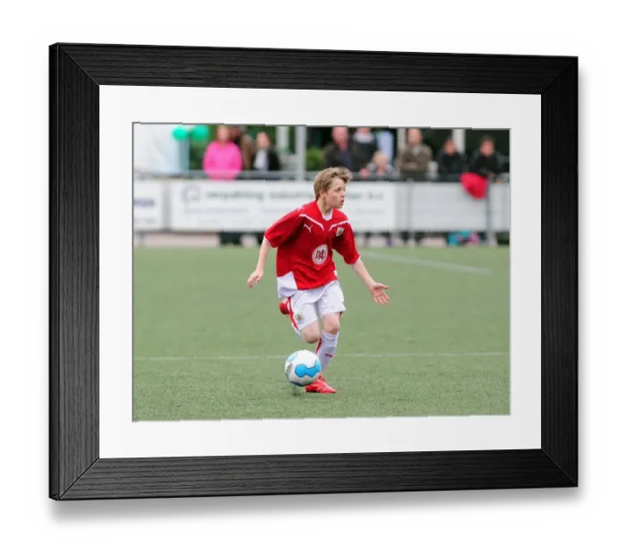 Framed Print : Bristol City First Team at the Academy Tournament (Season 09-10) Framed Print : Bristol City First Team at the Academy Tournament (Season 09-10)