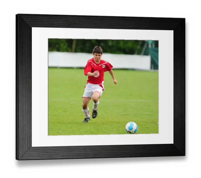 Framed Print : Bristol City First Team: 09-10 Academy Tournament - Season Highlights: A Look Back at the Successful Campaign Framed Print : Bristol City First Team: 09-10 Academy Tournament - Season Highlights: A Look Back at the Successful Campaign