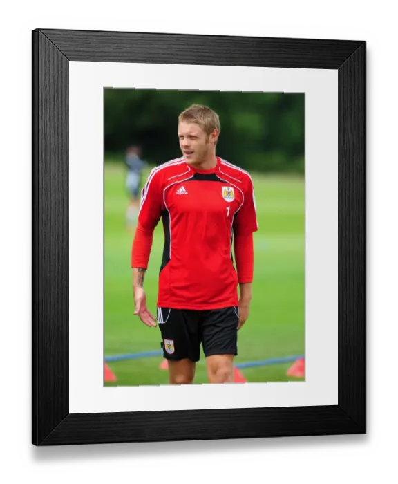 Framed Print : Bristol City FC: Dean Gerken in Focus during Championship Pre-Season Training Framed Print : Bristol City FC: Dean Gerken in Focus during Championship Pre-Season Training