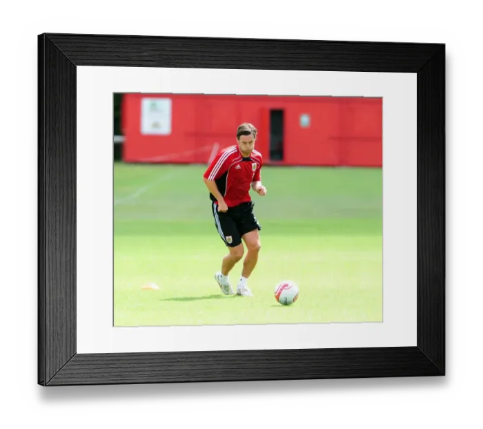 Framed Print : Jamie McAllister: Unwavering Concentration at Bristol City Pre-Season Training Framed Print : Jamie McAllister: Unwavering Concentration at Bristol City Pre-Season Training