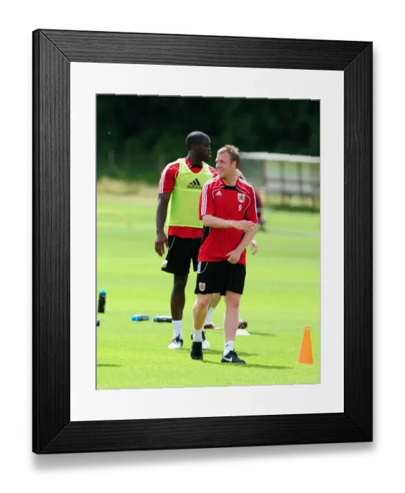 Framed Print : David Clarkson of Bristol City: Focused during Pre-Season Training