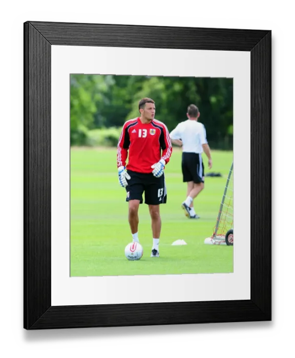 Framed Print : Bristol City Goalkeeper, Stephen Henderson
