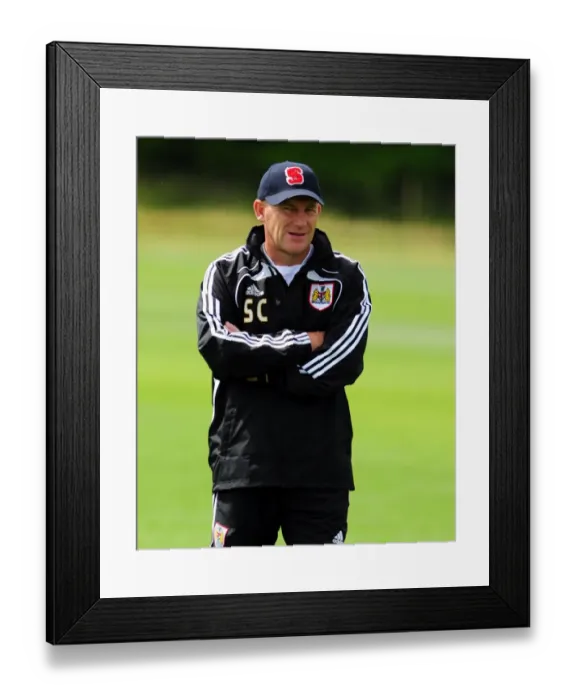Framed Print : Steve Coppell: Orchestrating Bristol City's Pre-Season Training Framed Print : Steve Coppell: Orchestrating Bristol City's Pre-Season Training
