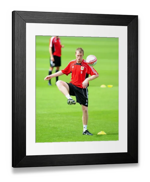 Framed Print : Bristol City First Team: Pre-Season Training 2010-2011 - Gearing Up for Season 10-11