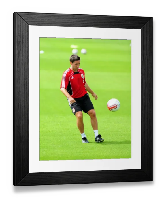 Framed Print : Bristol City First Team: Gearing Up for the 2010-11 Season - Pre-Season Training Framed Print : Bristol City First Team: Gearing Up for the 2010-11 Season - Pre-Season Training