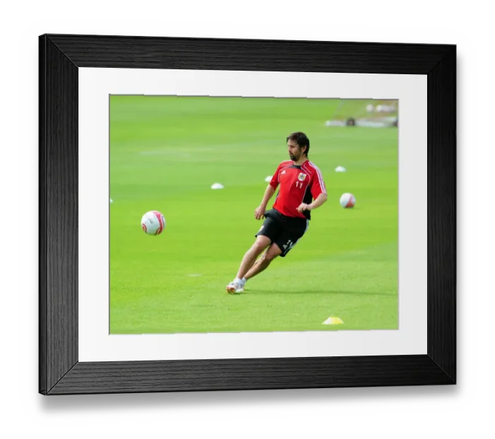 Framed Print : Bristol City First Team: Pre-Season Training 2010-2011 - Gearing Up for Season 10-11