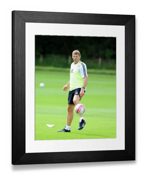 Framed Print : Bristol City First Team: Pre-Season Training 2010-11 - Gearing Up for the New Season Framed Print : Bristol City First Team: Pre-Season Training 2010-11 - Gearing Up for the New Season
