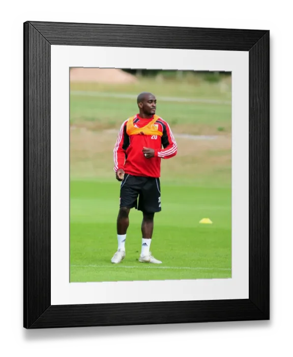 Framed Print : Bristol City First Team: Pre-Season Training - Gearing Up for Season 10-11 Framed Print : Bristol City First Team: Pre-Season Training - Gearing Up for Season 10-11