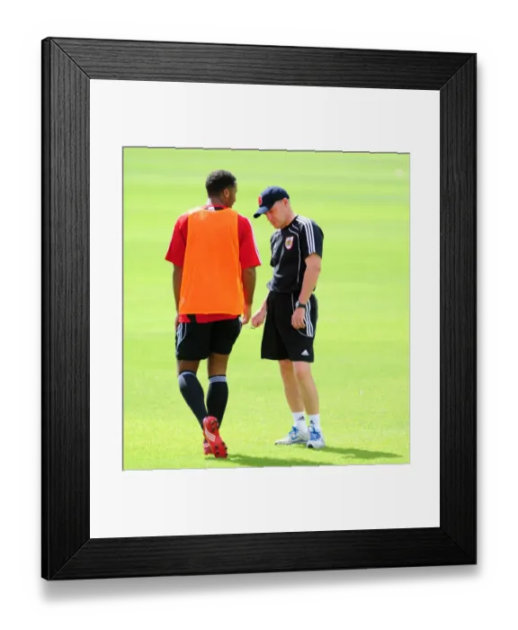 Framed Print : Steve Coppell and Nicky Maynard: Focused on Pre-Season Training at Bristol City FC Framed Print : Steve Coppell and Nicky Maynard: Focused on Pre-Season Training at Bristol City FC