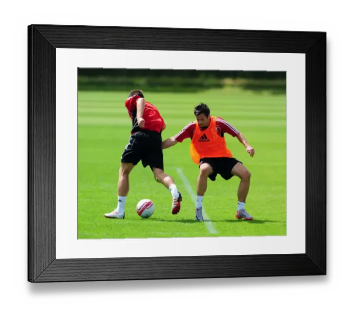 Framed Print : Bristol City: Ivan Sproule vs. Gavin Williams - Intense Training Showdown Framed Print : Bristol City: Ivan Sproule vs. Gavin Williams - Intense Training Showdown