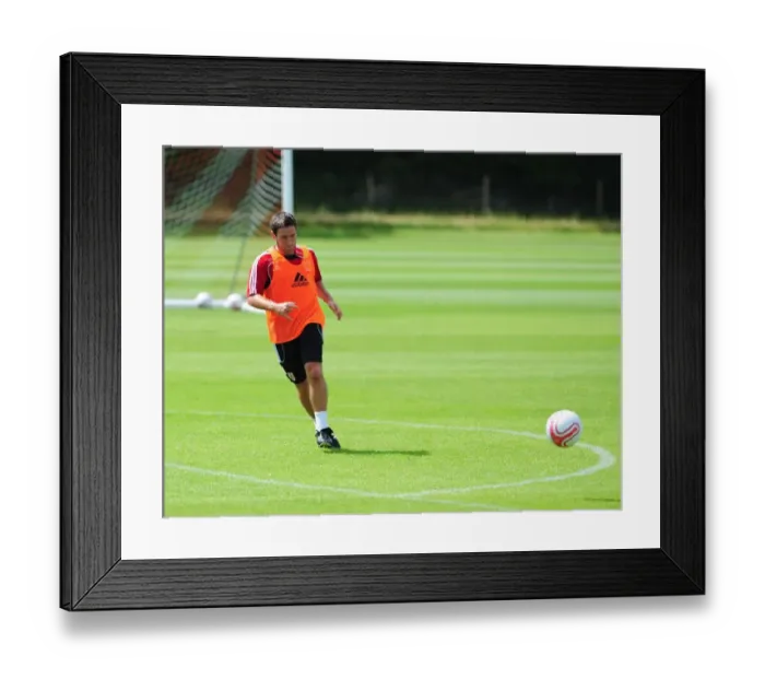 Framed Print : Bristol City: Lee Johnson Kicks Off Pre-Season Training with Squad Framed Print : Bristol City: Lee Johnson Kicks Off Pre-Season Training with Squad