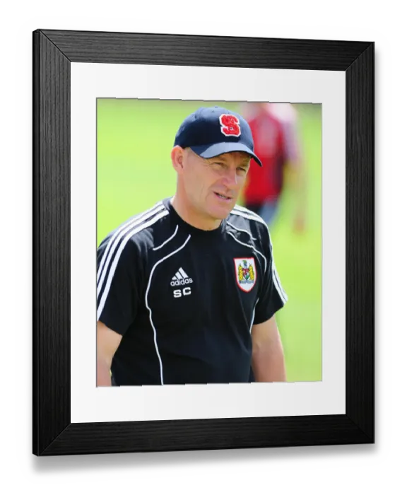 Framed Print : Steve Coppell at the Helm: Pre-Season Training with Bristol City FC