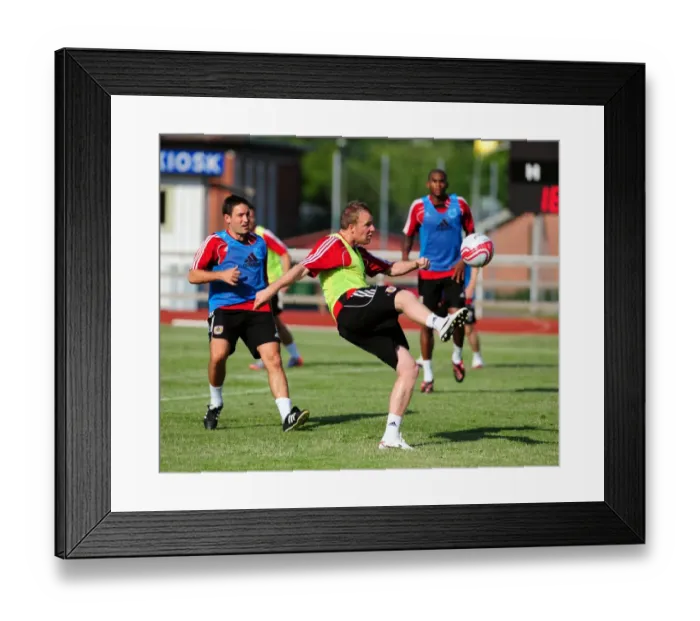 Framed Print : Bristol Citys David Clarkson clears the ball Framed Print : Bristol Citys David Clarkson clears the ball
