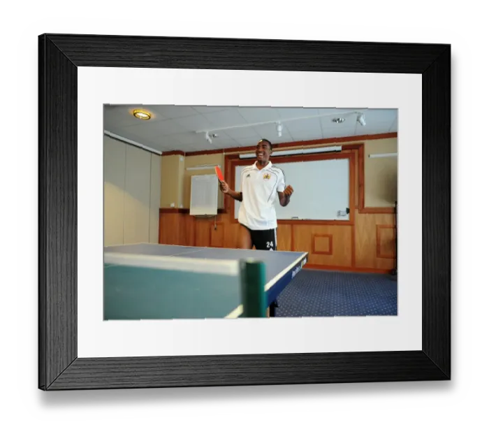 Framed Print : Marlon Jackson in Focus: Training with Bristol City Football Club