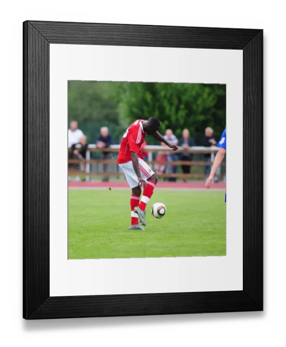 Framed Print : Bristol Citys Albert Adomah scores the opening goal Framed Print : Bristol Citys Albert Adomah scores the opening goal
