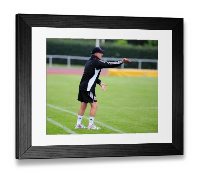 Framed Print : Steve Coppell: Bristol City Manager Leading the Team at IFK Gothenburg Framed Print : Steve Coppell: Bristol City Manager Leading the Team at IFK Gothenburg
