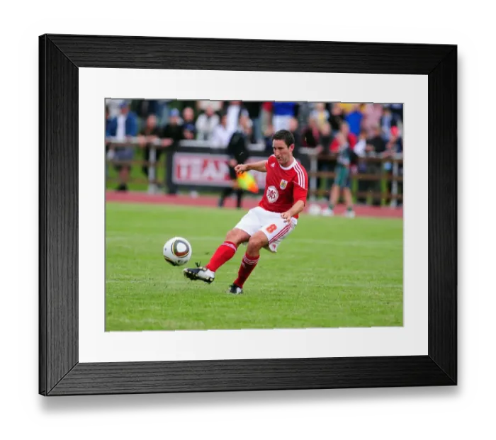 Framed Print : Bristol Citys Lee Johnson Framed Print : Bristol Citys Lee Johnson
