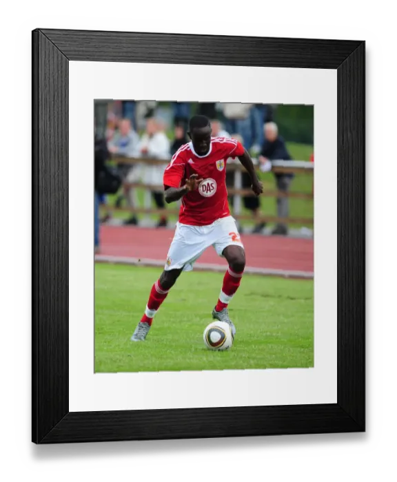 Framed Print : Albert Adomah in Action: IFK Gothenburg vs. Bristol City Framed Print : Albert Adomah in Action: IFK Gothenburg vs. Bristol City