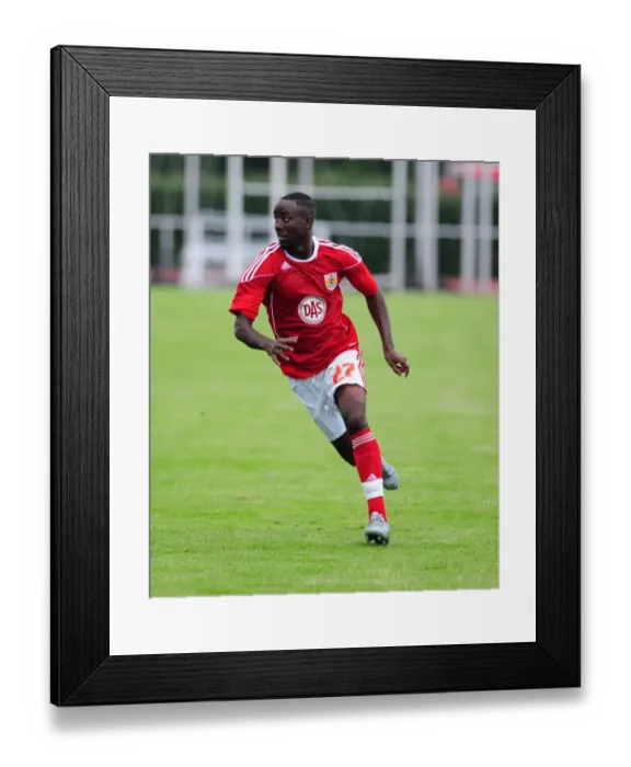Framed Print : Adomah in Action: IFK Gothenburg vs. Bristol City