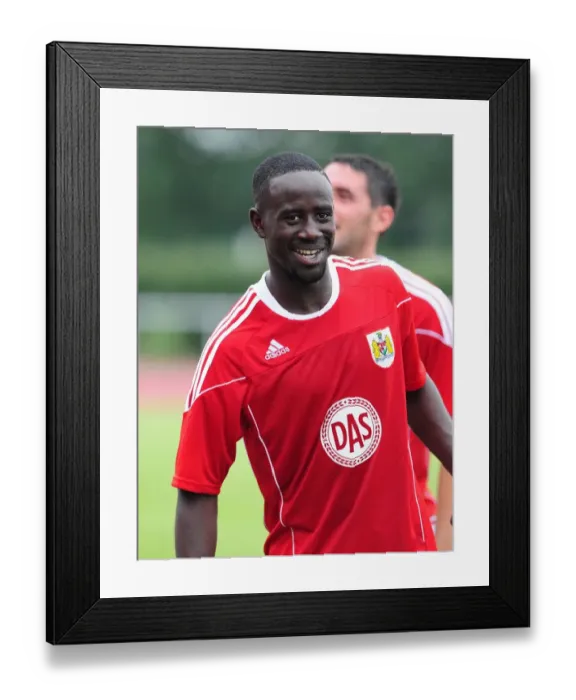 Framed Print : Adomah in Action: IFK Gothenburg vs. Bristol City Framed Print : Adomah in Action: IFK Gothenburg vs. Bristol City