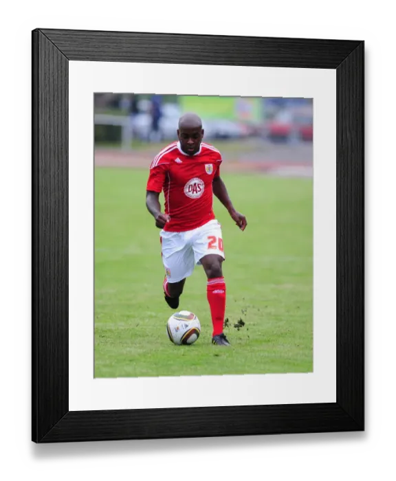 Framed Print : Jamal Campbell-Ryce in Action: IFK Gothenburg vs. Bristol City