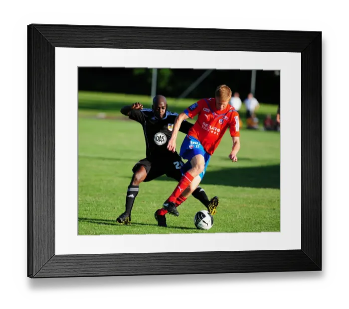 Framed Print : Jamal Campbell-Ryce Fights for Possession: Helsingborgs IF vs. Bristol City Framed Print : Jamal Campbell-Ryce Fights for Possession: Helsingborgs IF vs. Bristol City