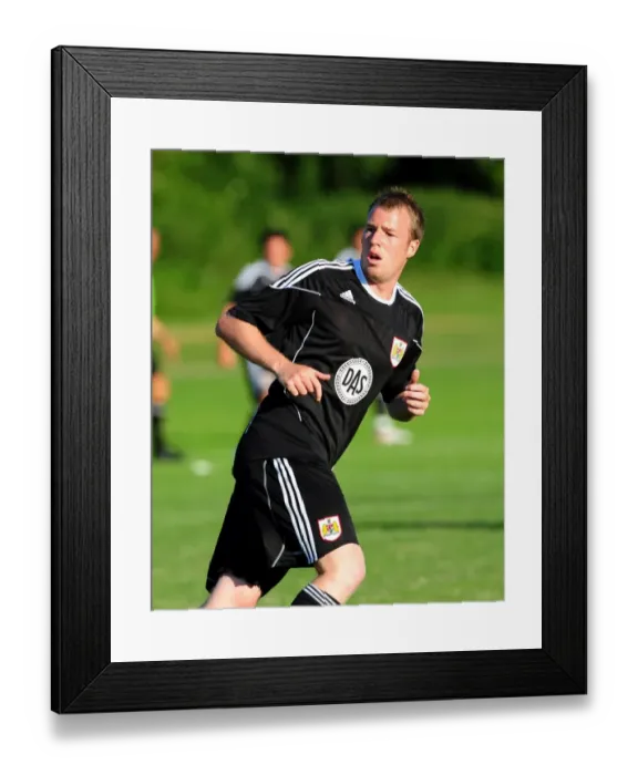 Framed Print : David Clarkson in Action: Helsingborgs IF vs. Bristol City