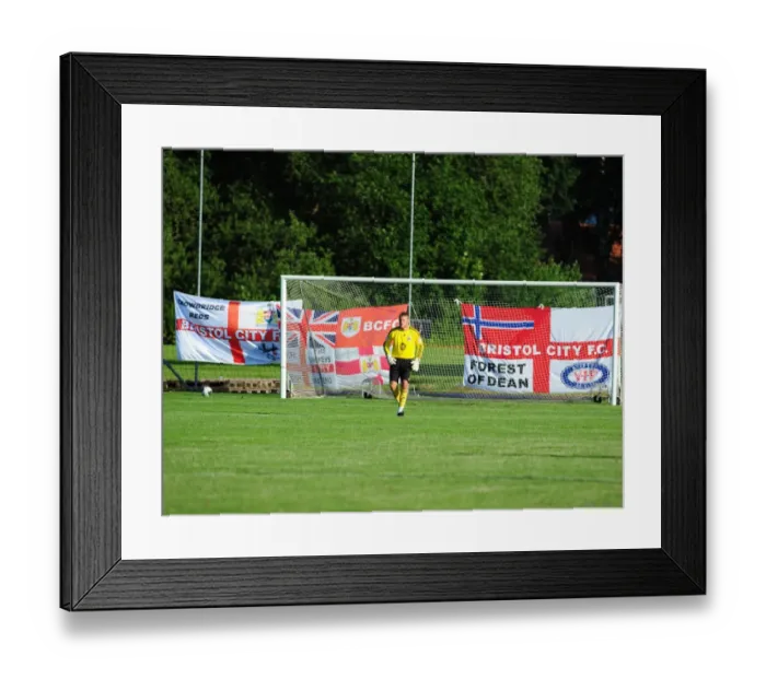 Framed Print : Bristol City Goalkeeper, Dean Gerken and his goal back on to Bristol City flags Framed Print : Bristol City Goalkeeper, Dean Gerken and his goal back on to Bristol City flags