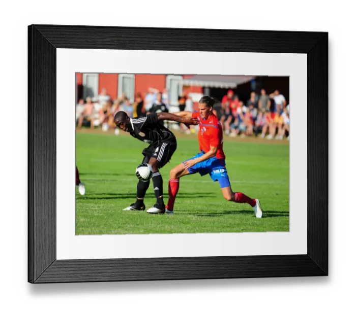 Framed Print : Bristol Citys John Akinde battles for the ball Framed Print : Bristol Citys John Akinde battles for the ball