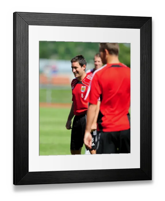 Framed Print : Lee Johnson in Focus: The Intense Training Regime of Bristol City's Manager Framed Print : Lee Johnson in Focus: The Intense Training Regime of Bristol City's Manager