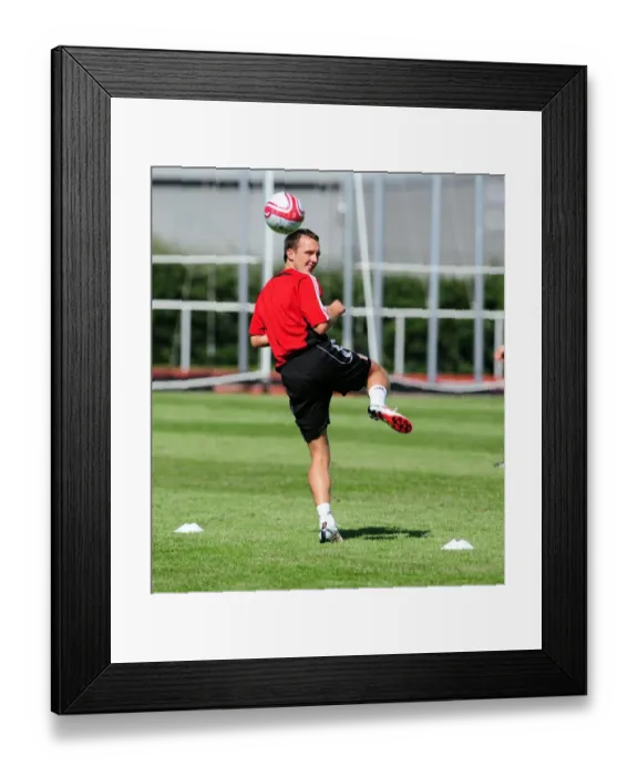 Framed Print : Gavin Williams in Action: Training with Bristol City FC Framed Print : Gavin Williams in Action: Training with Bristol City FC