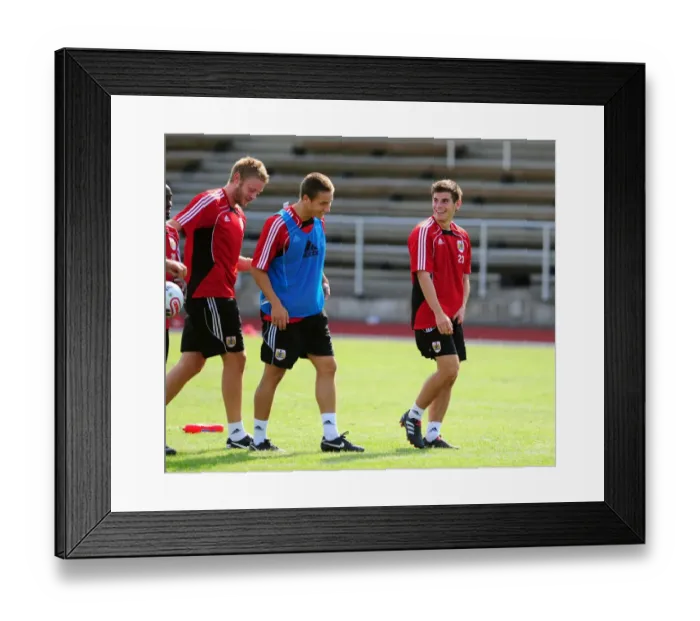 Framed Print : Dramatic Save: Dean Gerken Claims Bristol City FC Goalkeeper Training Title Framed Print : Dramatic Save: Dean Gerken Claims Bristol City FC Goalkeeper Training Title