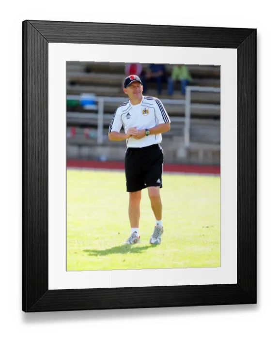 Framed Print : Steve Coppell: Intense Training with Bristol City FC Framed Print : Steve Coppell: Intense Training with Bristol City FC